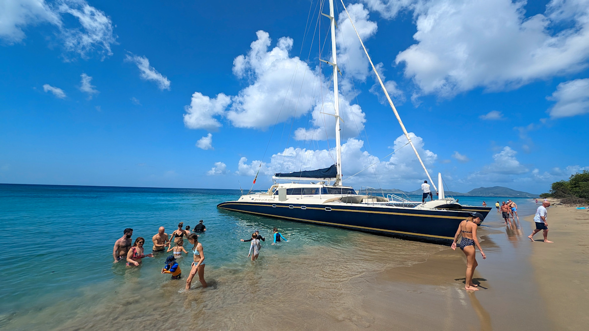Catamaran excursion to Nevis