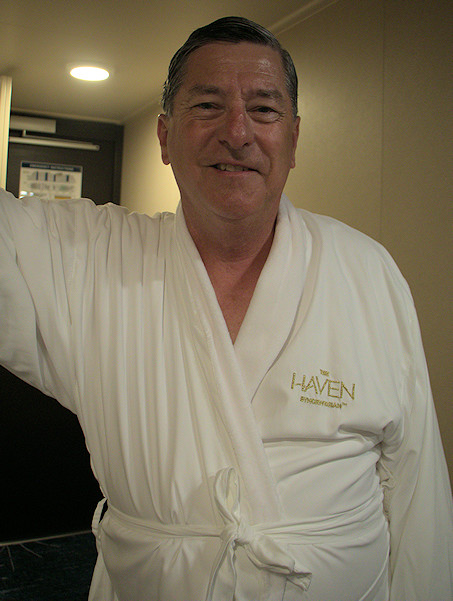 Norwegian Haven robe