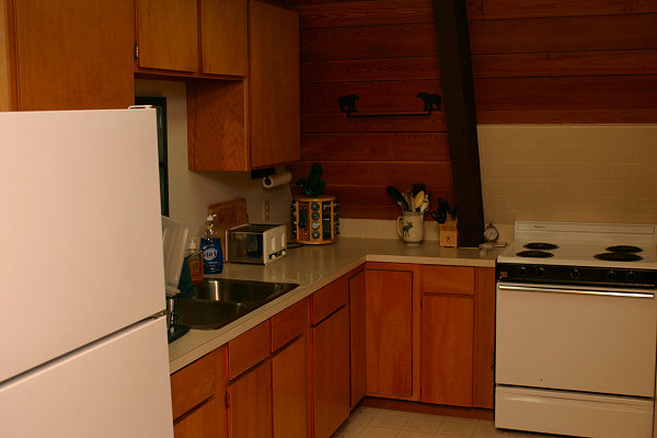 Klaustermeyer cabin kitchen
