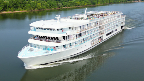 American Serenade cruise ship