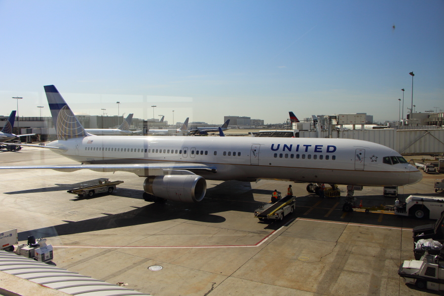 United Airlines Boeing jetliner at LAX