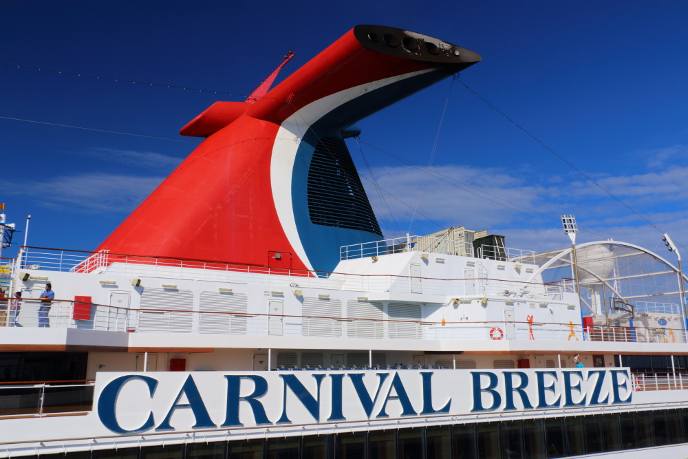 Carnival Breeze mid ship
