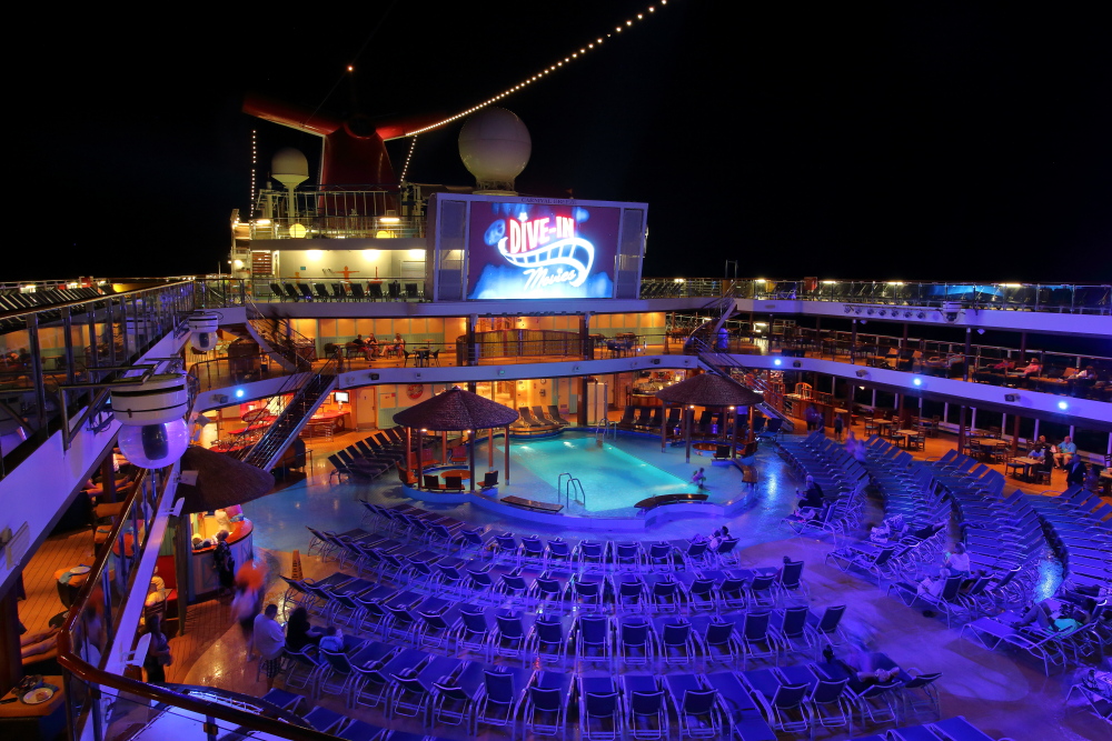 Carnival Breeze dive in movies