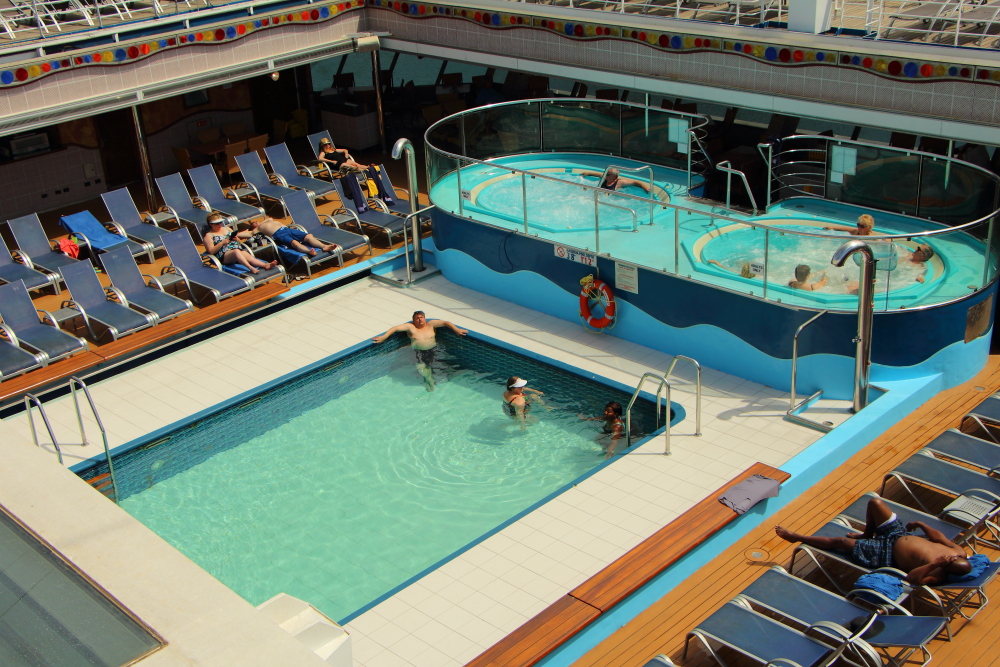 Carnival Conquest aft pool
