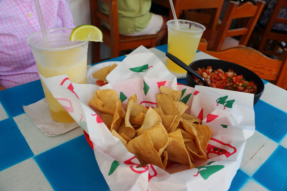 Chips and salsa at the Three Amigos bar in Cozumel