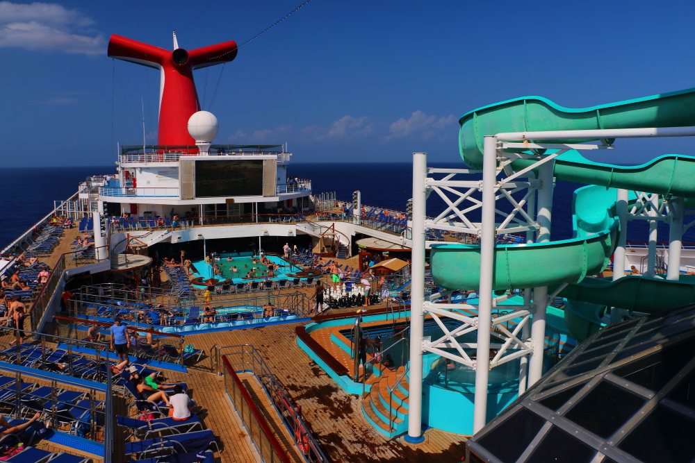 Carnival Glory lido deck and midship pool