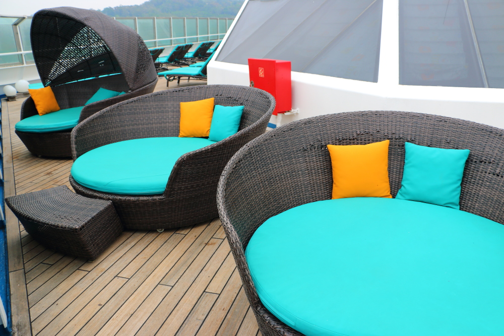 Carnival Glory serenity day beds
