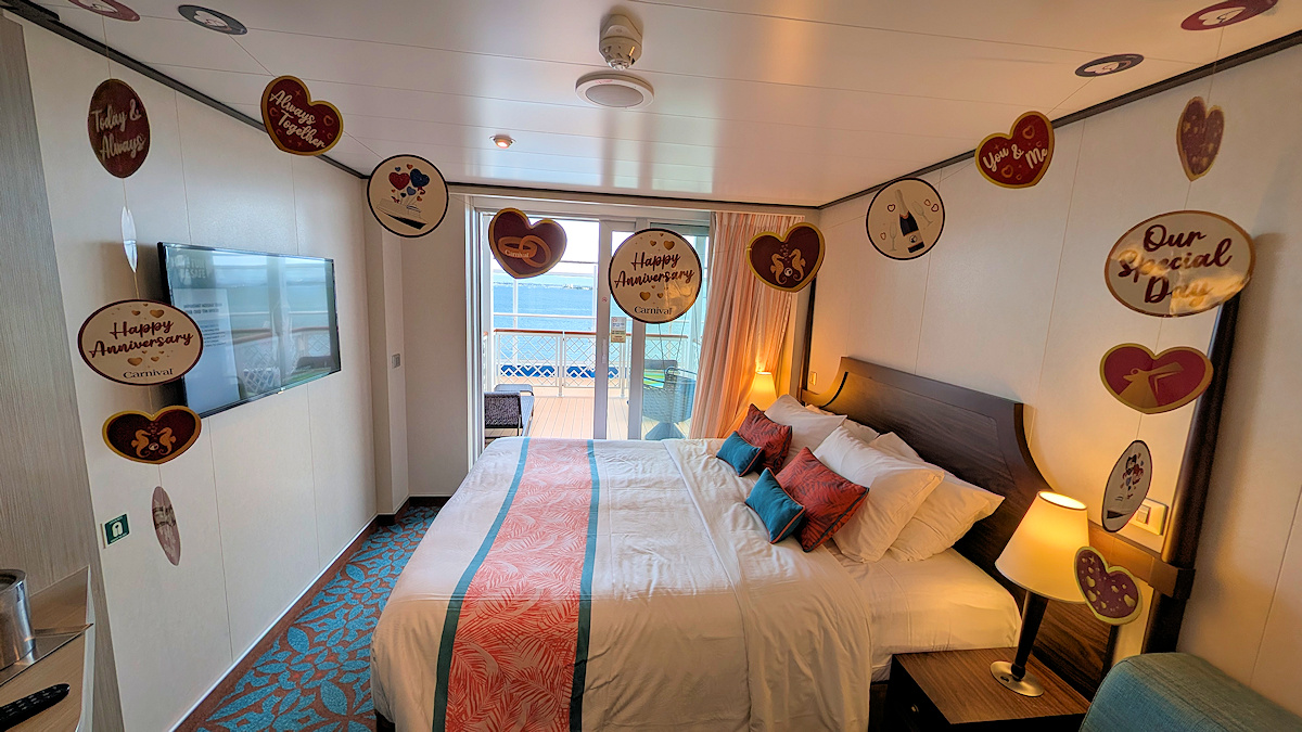 Anniversary decorations in our cabin