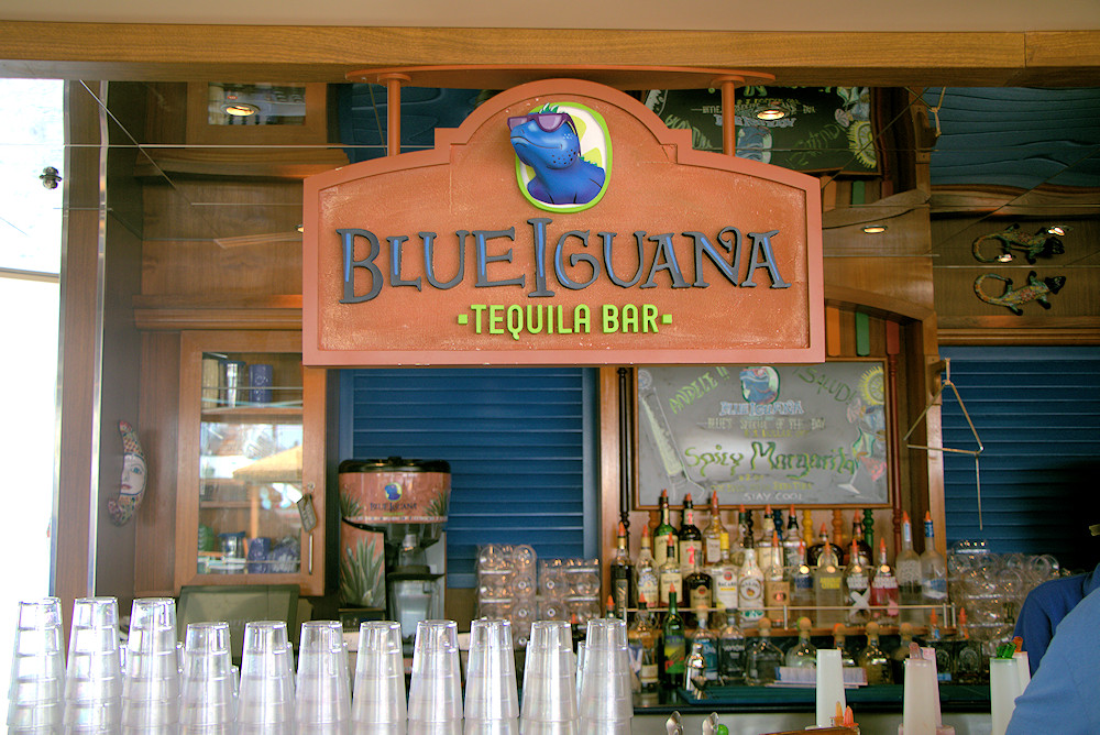 Carnival Vista blue iguana tequila bar