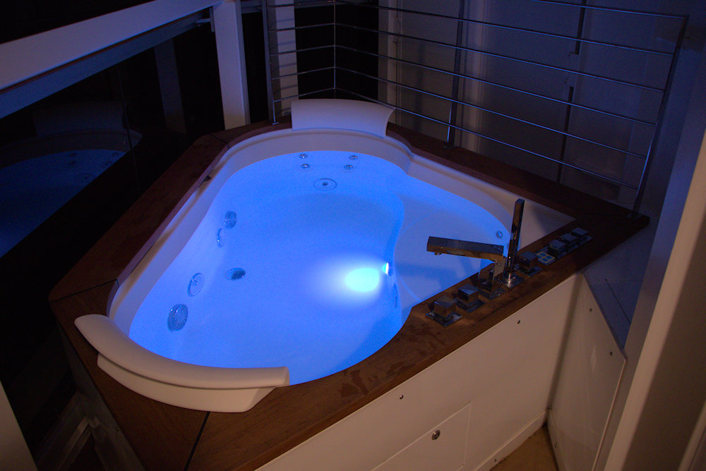 MSC Seaside suite with whirlpool bath at night
