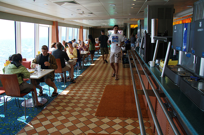 Buffet dining on board the Norwegian Star cruise ship