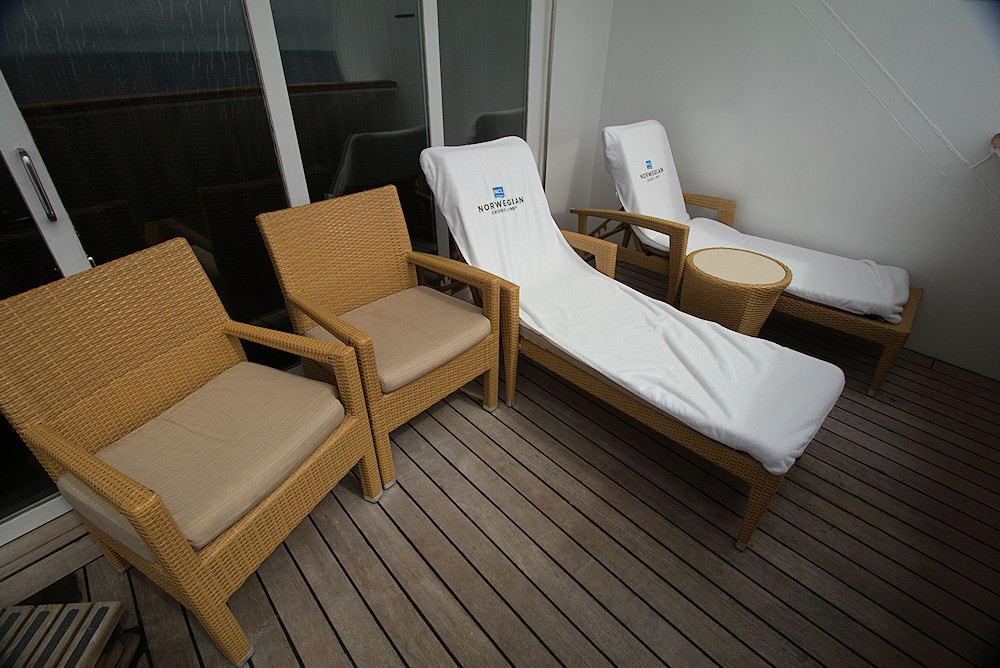 Norwegian Sky 9001 balcony patio furniture