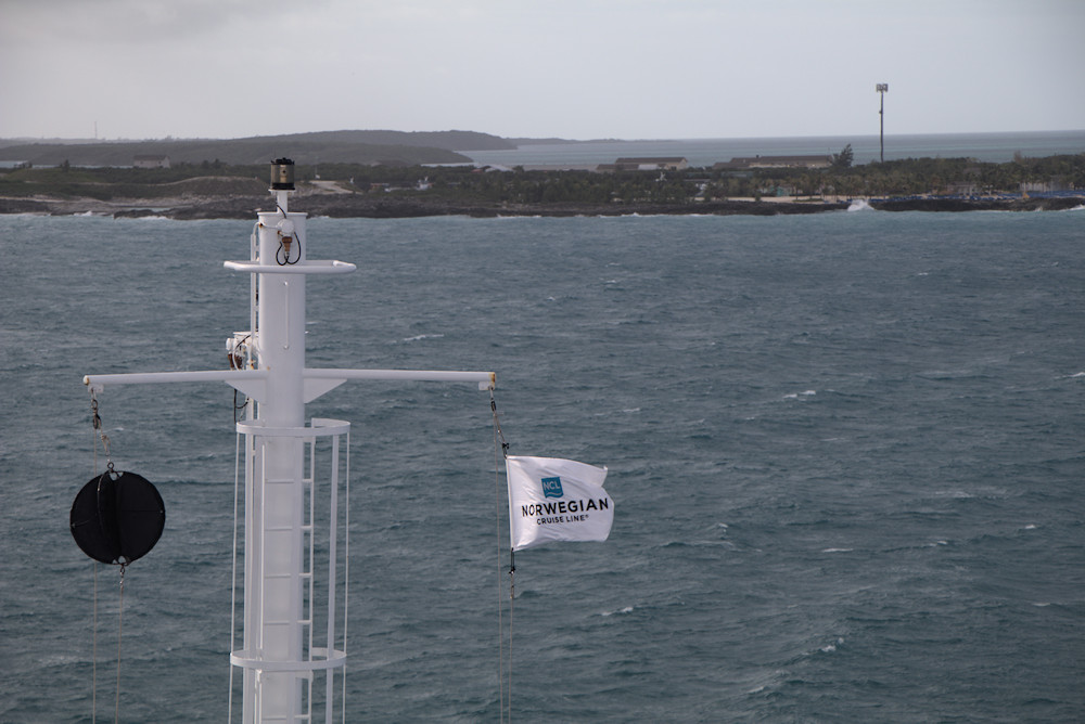 windy Norwegian cruise ship flag