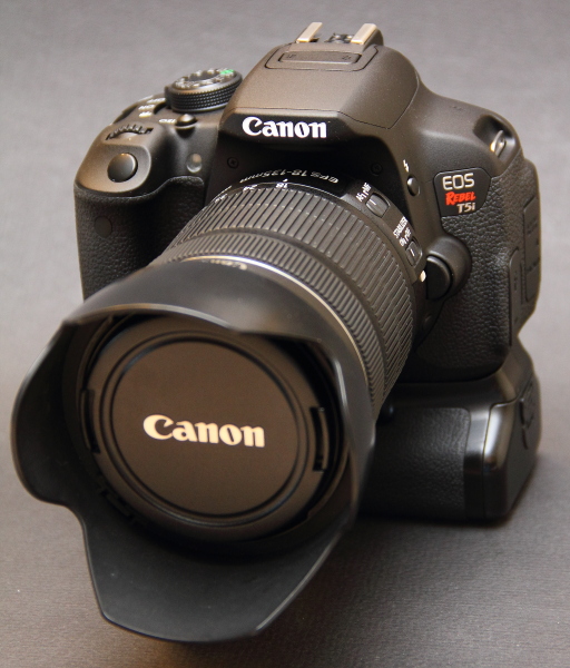 Canon T5i EOS 700D with battery grip